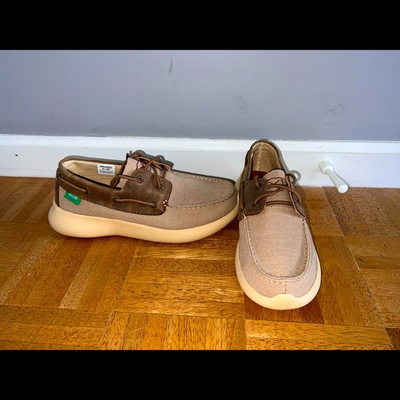 BRAND NEW, NEVER BEEN WORN- Twisted X womens shoes - Picture 2 of 2